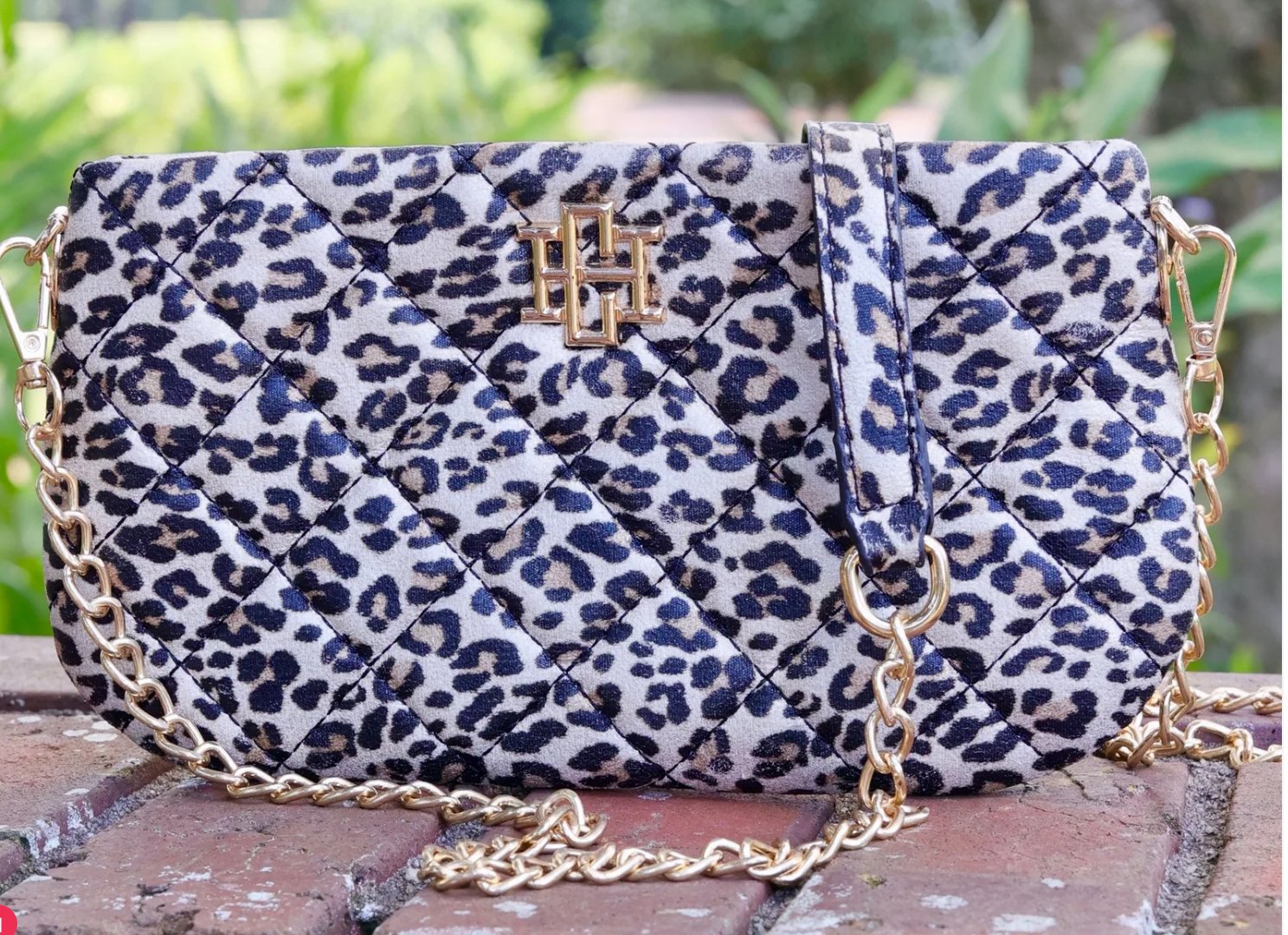 Livi Crossbody - Blissful Boutique