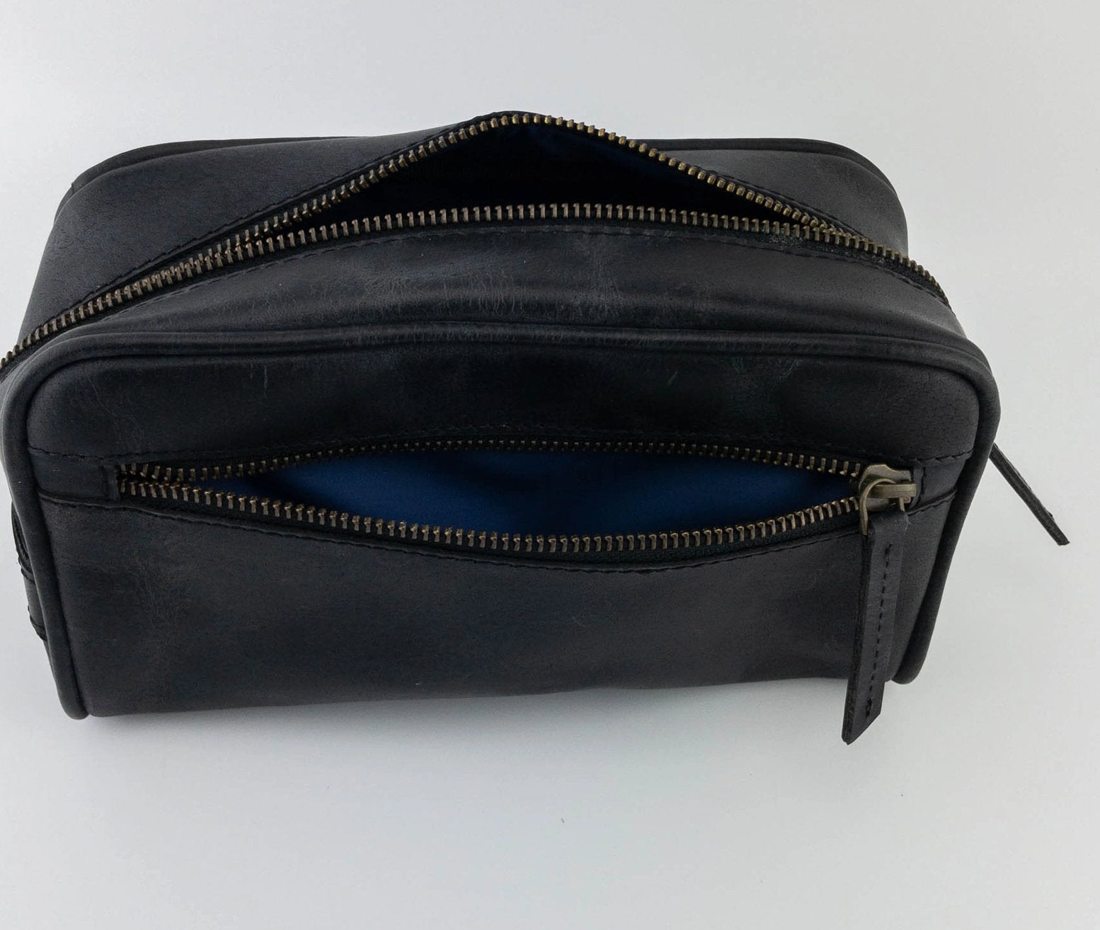 Men's Leather Toiletry Bag - Blissful Boutique